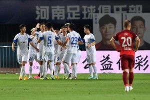 开云APP-河南四连败李玮锋请辞 南基一因解约金无法下课？